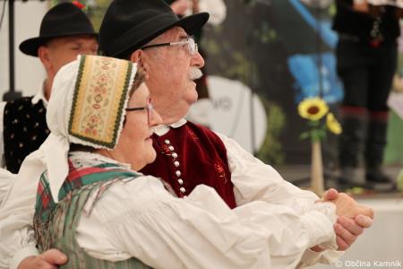 V Snoviku je potekala 5. tradicionalna prireditev z naslovom Cvetoča jesen  (40)